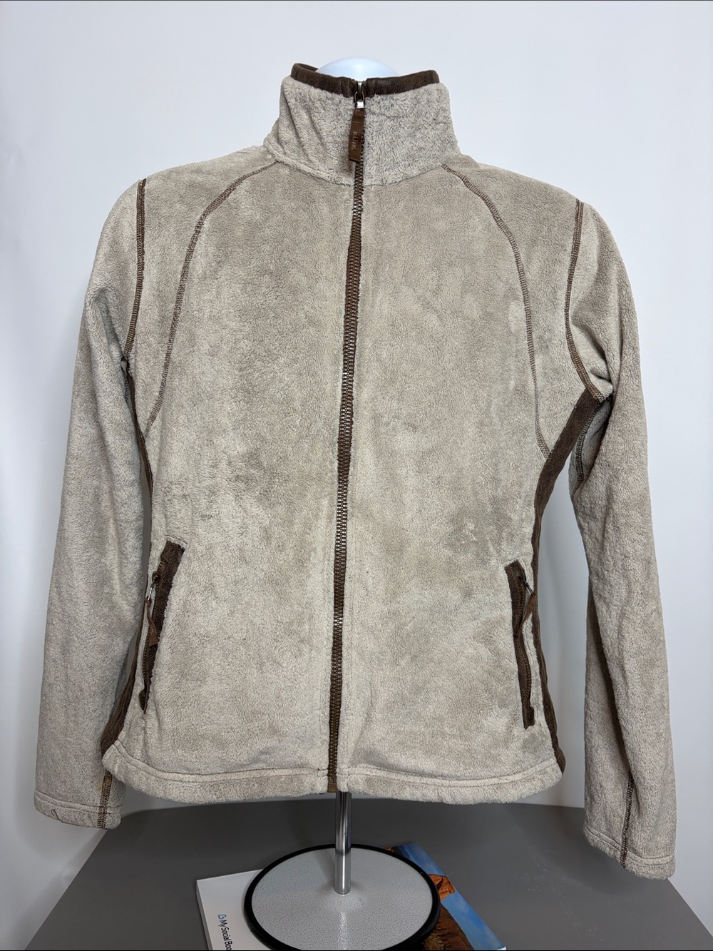 Kuhl Flight Jacket Womens Medium Beige Full Zip Deep Pile Fleece Sherpa